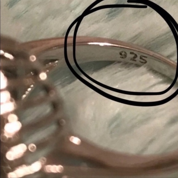 Stamp 925 Sterling Silver Women's Ring - Picture 5 of 7